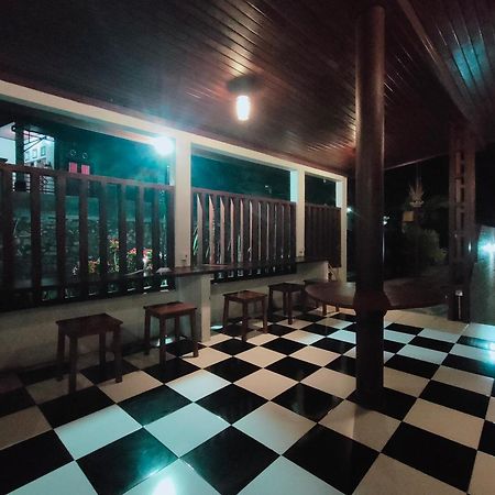 Lo Sari Bungalow Batununggul Exterior photo